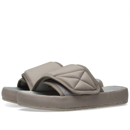 Yeezy Season 6 'Taupe Grey' slide