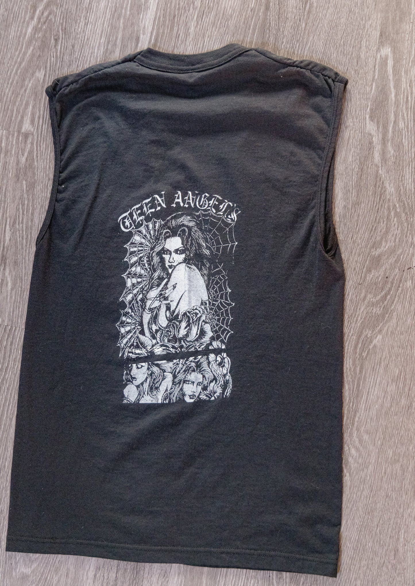 Vintage 70s/80s Teen Angels sleeveless T-shirt